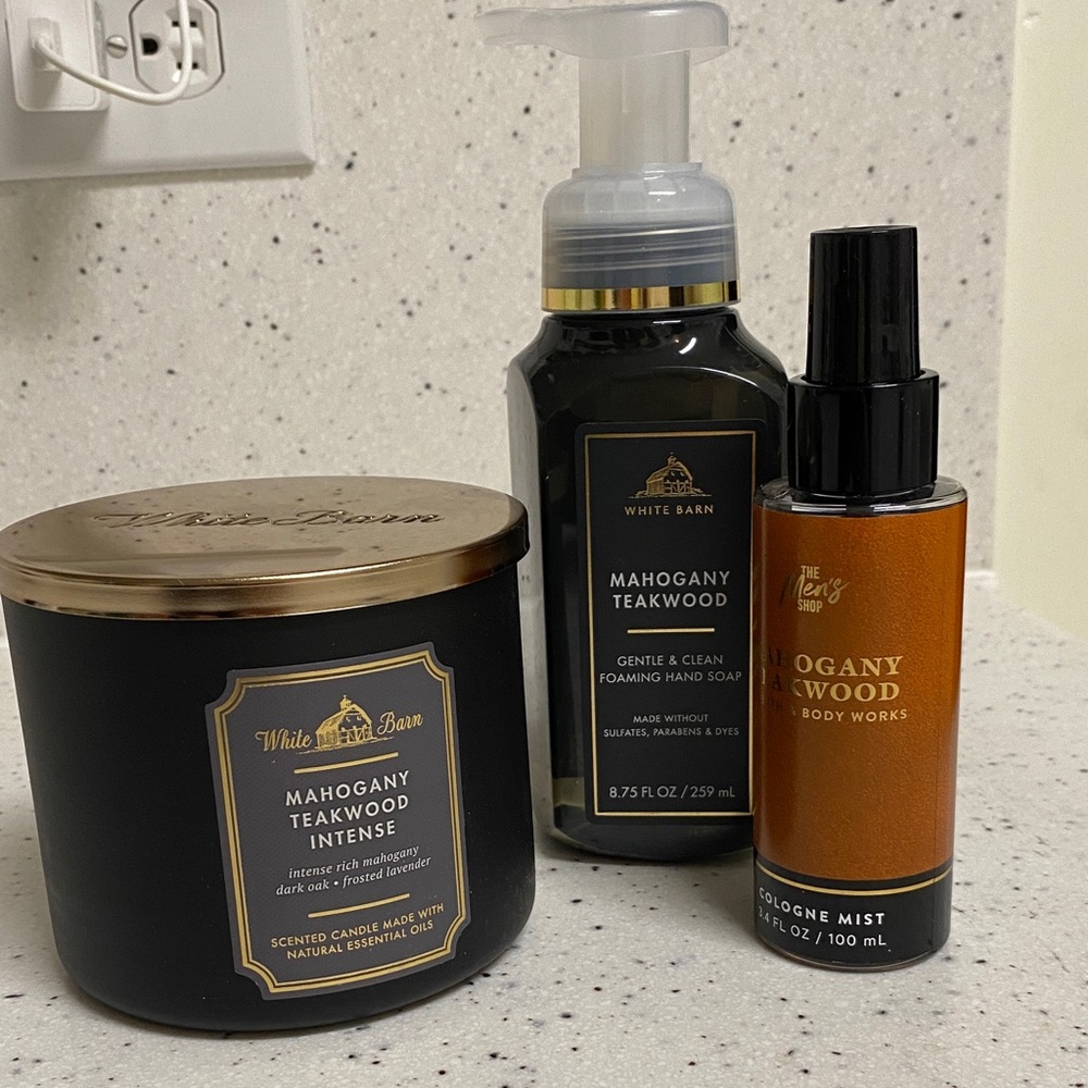 NWT.  Bath & Body Works, 3-piece, candle/body care set.